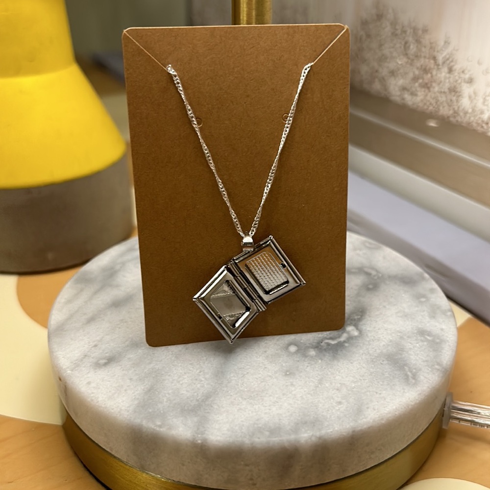 Locket